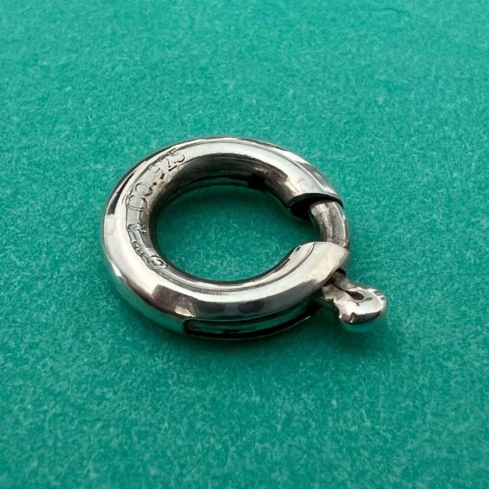 New Tiffany & Co. 16mm Round 026 Sterling Silver Charm Jump Ring Discontinued